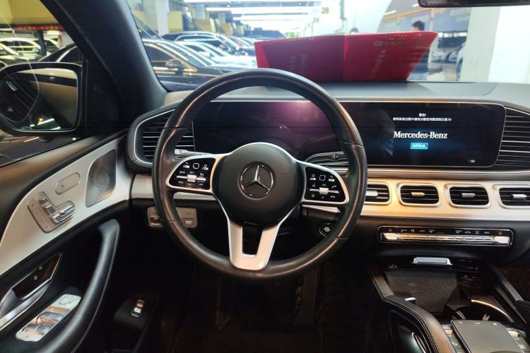 Used Mercedes-Benz GLE Coupe 2020 GLE 350 4MATIC Coupe SUV Luxury Model Steering Wheel