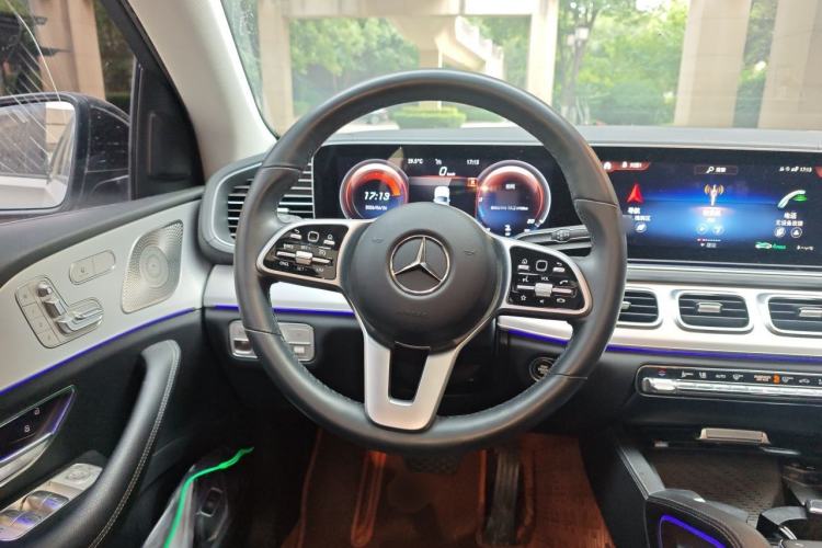 Used Mercedes-Benz GLE Coupe 2020 GLE 350 4MATIC Coupe SUV Luxury Model Steering Wheel