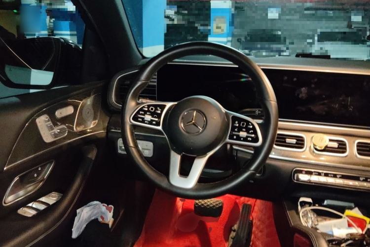 Used Mercedes-Benz GLE Coupe 2020 GLE 450 4MATIC Coupe SUV Luxury Model Steering Wheel