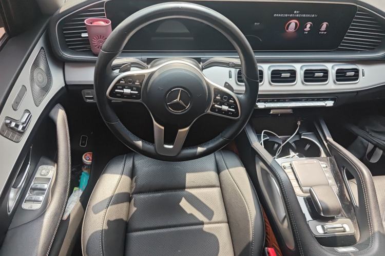 Used Mercedes-Benz GLE Coupe 2020 GLE 350 4MATIC Coupe SUV Luxury Model Steering Wheel