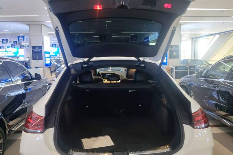 Used Mercedes-Benz GLE Coupe 2020 GLE 450 4MATIC Coupe SUV Fashion Model Trunk