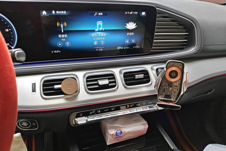 Used Mercedes-Benz GLE Coupe  Audio And AC Panel