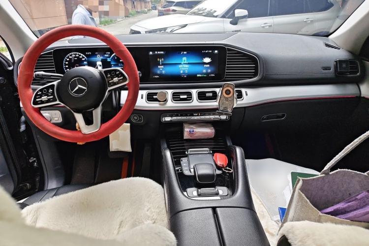 Used Mercedes-Benz GLE Coupe  Center Console