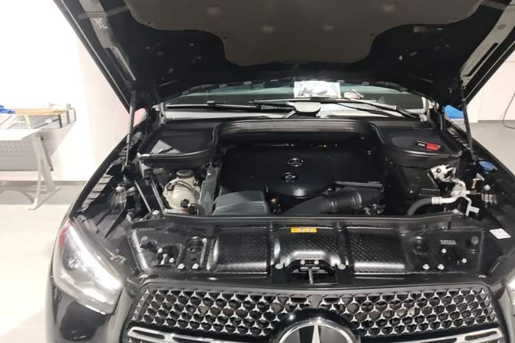 Used Mercedes-Benz GLE Coupe  Engine Bay Right