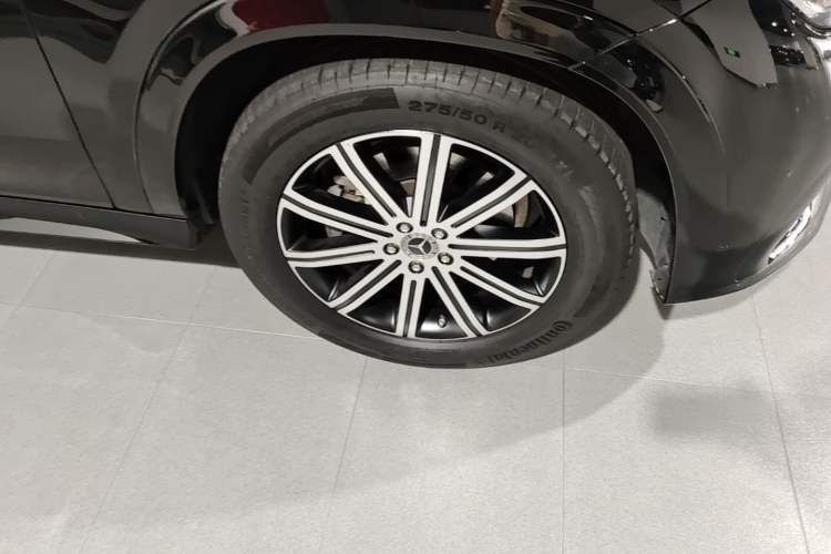 Used Mercedes-Benz GLE Coupe  Right Front Wheel Hub