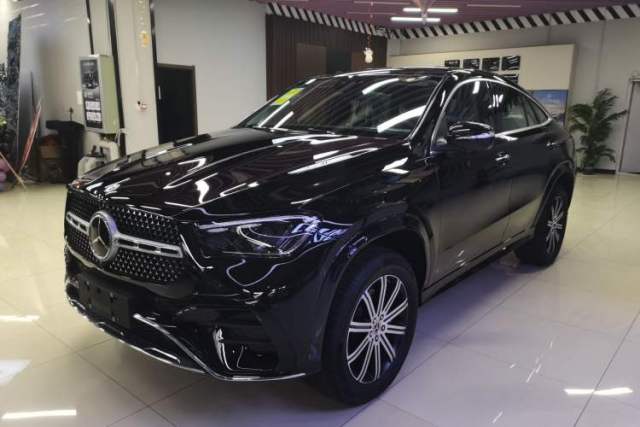 Used Mercedes-Benz GLE Coupe 2024 GLE 350 4MATIC Coupe SUV Fashion Model