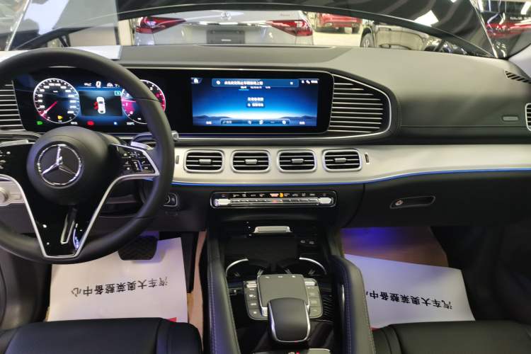 Used Mercedes-Benz GLE Coupe 2024 GLE 350 4MATIC Coupe SUV Fashion Model Audio And AC Panel