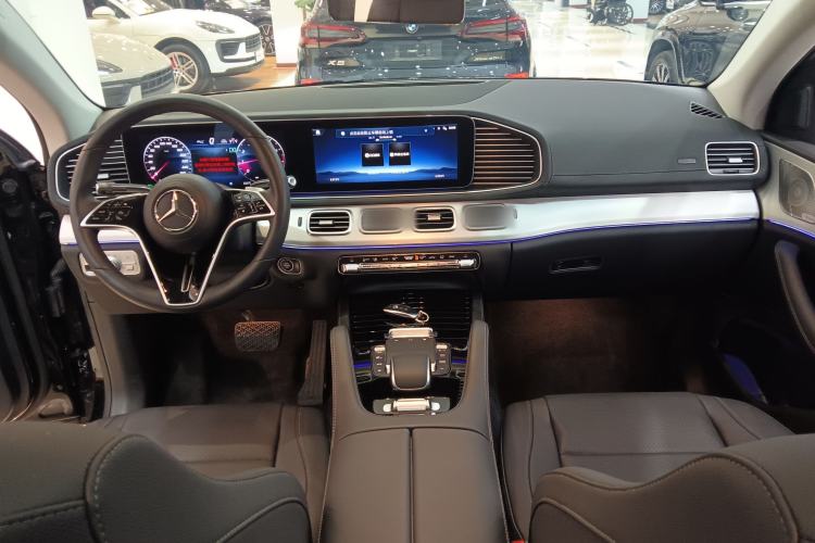 Used Mercedes-Benz GLE Coupe 2024 GLE 350 4MATIC Coupe SUV Luxury Model Center Console