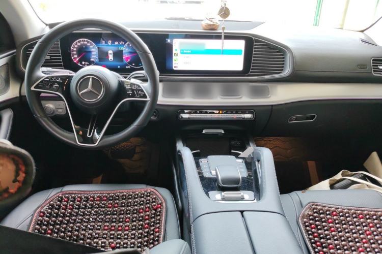 Used Mercedes-Benz GLE Coupe 2024 GLE 350 4MATIC Coupe SUV Fashion Model Center Console