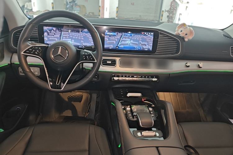 Used Mercedes-Benz GLE Coupe 2024 GLE 350 4MATIC Coupe SUV Luxury Model Center Console