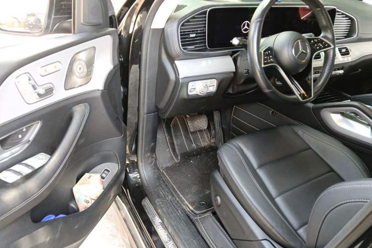 Used Mercedes-Benz GLE Coupe 2024 GLE 350 4MATIC Coupe SUV Fashion Model Driver Seat