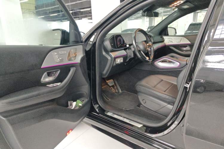 Used Mercedes-Benz GLE Coupe 2024 GLE 450 4MATIC Coupe SUV Fashion Model Driver Seat