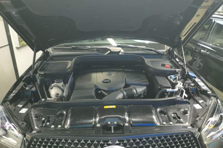 Used Mercedes-Benz GLE Coupe 2024 GLE 350 4MATIC Coupe SUV Fashion Model Engine Bay