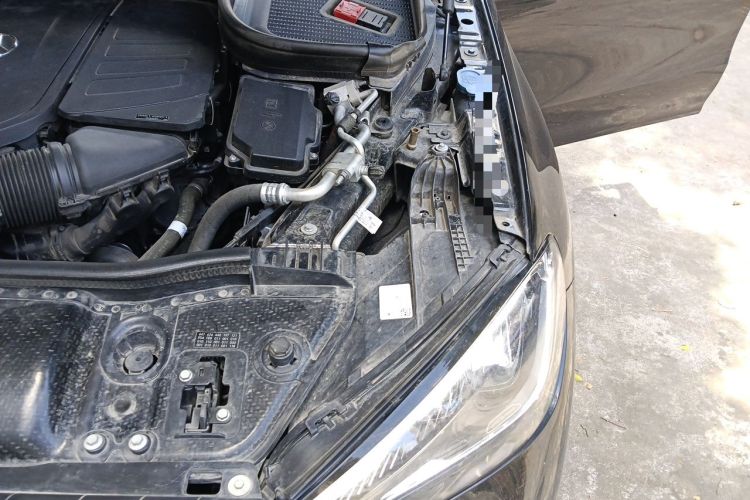 Used Mercedes-Benz GLE Coupe 2024 GLE 350 4MATIC Coupe SUV Fashion Model Engine Bay Left