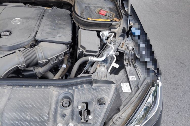 Used Mercedes-Benz GLE Coupe 2024 GLE 350 4MATIC Coupe SUV Fashion Model Engine Bay Left