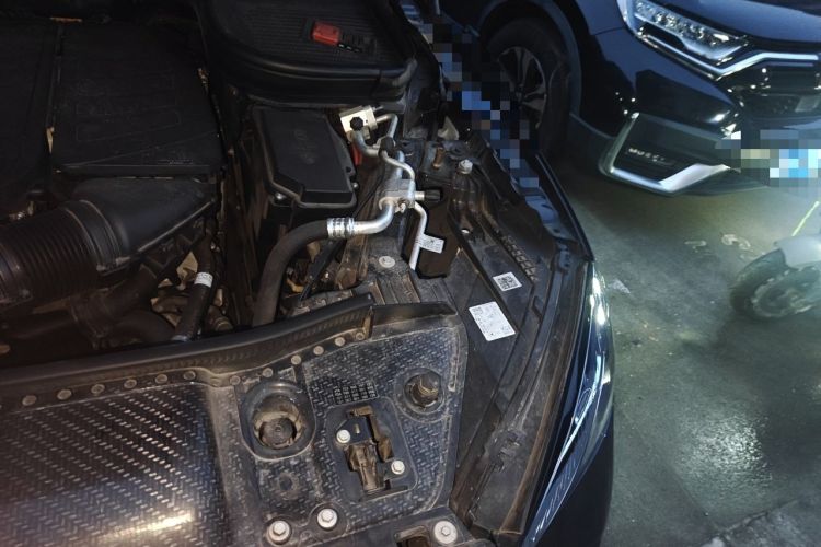 Used Mercedes-Benz GLE Coupe 2024 GLE 350 4MATIC Coupe SUV Fashion Model Engine Bay Left