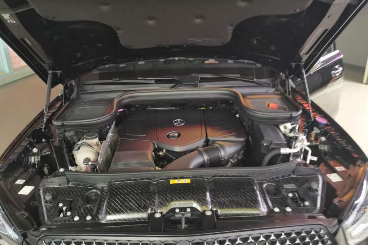 Used Mercedes-Benz GLE Coupe 2024 GLE 350 4MATIC Coupe SUV Fashion Model Engine Bay