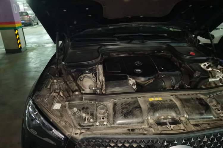 Used Mercedes-Benz GLE Coupe 2024 GLE 350 4MATIC Coupe SUV Fashion Model Engine Bay Right