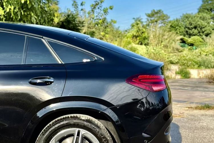 Used Mercedes-Benz GLE Coupe 2024 GLE 450 4MATIC Coupe SUV Fashion Model Exterior 3