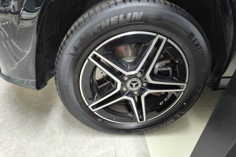 Used Mercedes-Benz GLE Coupe 2024 GLE 450 4MATIC Coupe SUV Fashion Model Exterior 7