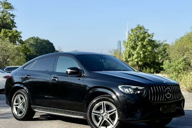 Used Mercedes-Benz GLE Coupe 2024 GLE 450 4MATIC Coupe SUV Fashion Model Exterior 9