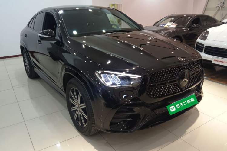Used Mercedes-Benz GLE Coupe 2024 GLE 350 4MATIC Coupe SUV Luxury Model Front Right 45 Deg