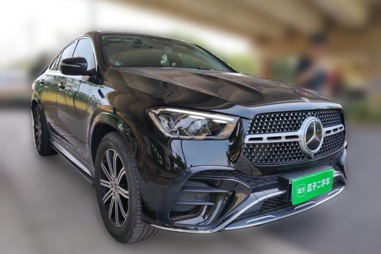 Used Mercedes-Benz GLE Coupe 2024 GLE 350 4MATIC Coupe SUV Fashion Model Front Right 45 Deg