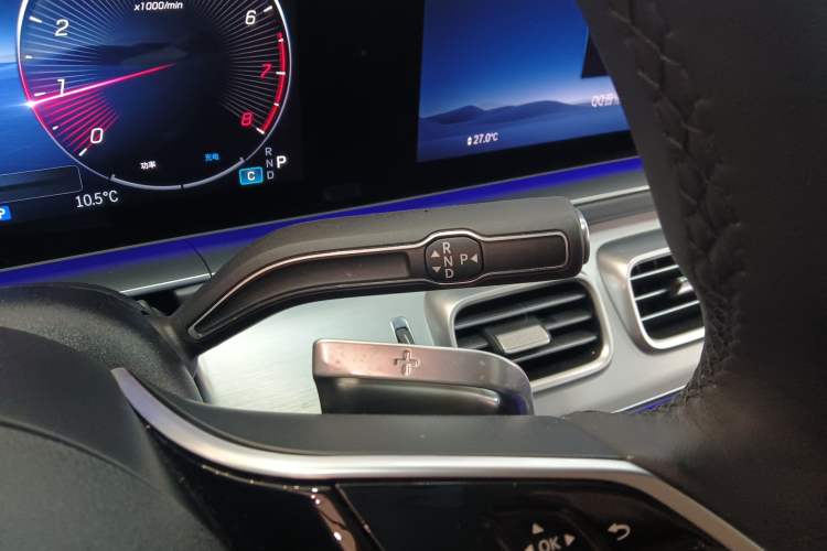 Used Mercedes-Benz GLE Coupe 2024 GLE 350 4MATIC Coupe SUV Luxury Model Gear Lever