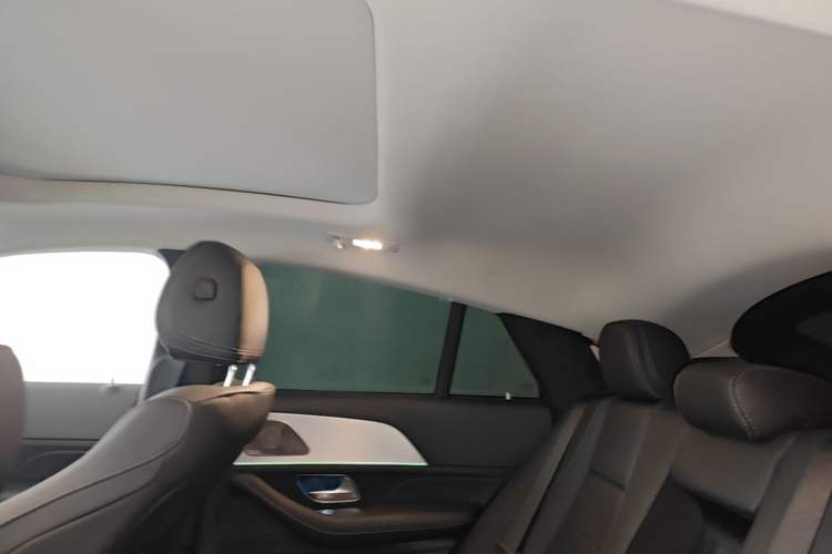 Used Mercedes-Benz GLE Coupe 2024 GLE 350 4MATIC Coupe SUV Luxury Model Headliner