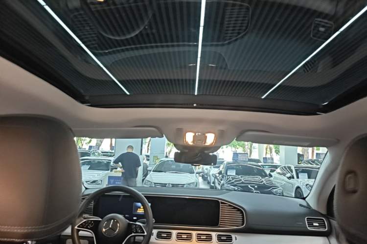 Used Mercedes-Benz GLE Coupe 2024 GLE 350 4MATIC Coupe SUV Luxury Model Headliner