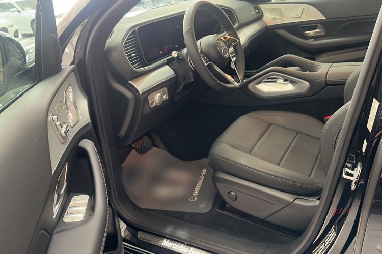 Used Mercedes-Benz GLE Coupe 2024 GLE 450 4MATIC Coupe SUV Fashion Model Interior 2