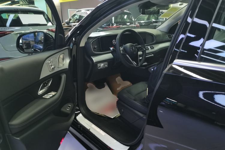 Used Mercedes-Benz GLE Coupe 2024 GLE 350 4MATIC Coupe SUV Fashion Model Left Front Seat