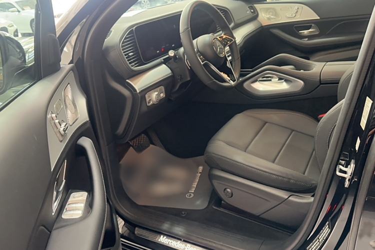Used Mercedes-Benz GLE Coupe 2024 GLE 450 4MATIC Coupe SUV Fashion Model Left Front Seat