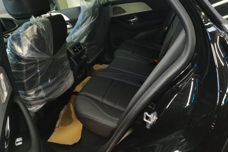 Used Mercedes-Benz GLE Coupe 2024 GLE 350 4MATIC Coupe SUV Fashion Model Left Rear Seat