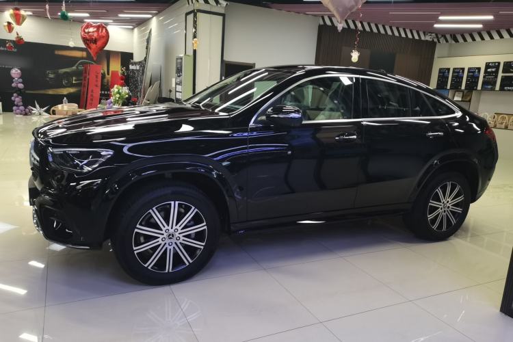 Used Mercedes-Benz GLE Coupe 2024 GLE 350 4MATIC Coupe SUV Fashion Model Left Side