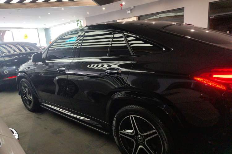 Used Mercedes-Benz GLE Coupe 2024 GLE 450 4MATIC Coupe SUV Fashion Model Left Side
