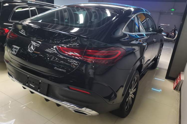 Used Mercedes-Benz GLE Coupe 2024 GLE 350 4MATIC Coupe SUV Fashion Model Rear Right 45 Deg