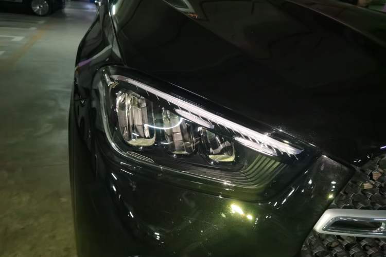 Used Mercedes-Benz GLE Coupe 2024 GLE 350 4MATIC Coupe SUV Fashion Model Right Front Headlight