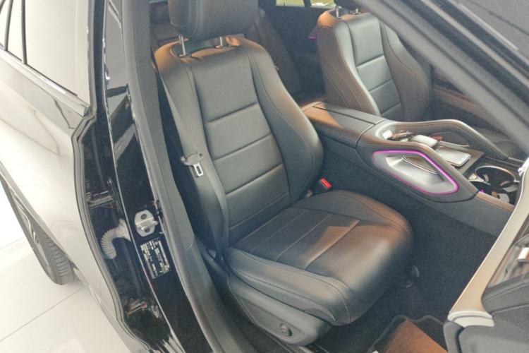 Used Mercedes-Benz GLE Coupe 2024 GLE 450 4MATIC Coupe SUV Fashion Model Right Front Seat