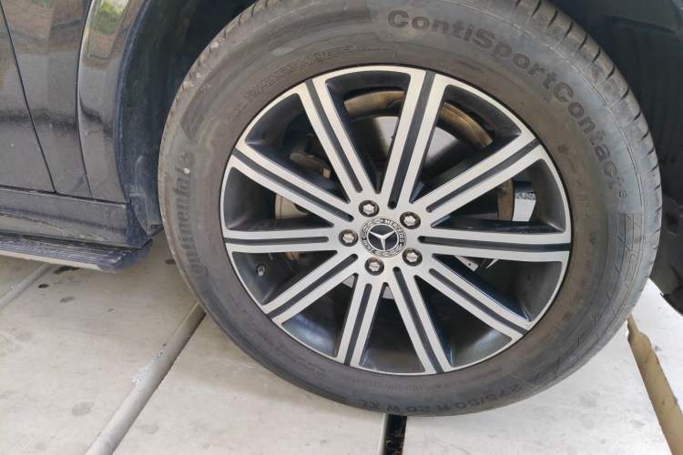 Used Mercedes-Benz GLE Coupe 2024 GLE 350 4MATIC Coupe SUV Fashion Model Right Front Wheel Hub