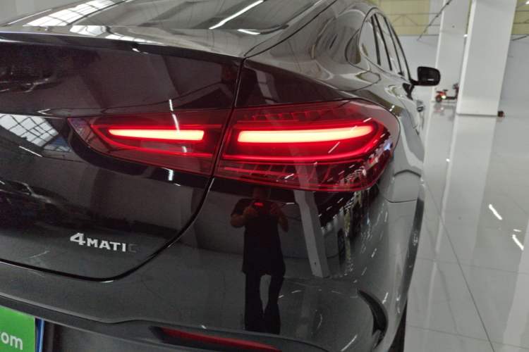 Used Mercedes-Benz GLE Coupe 2024 GLE 450 4MATIC Coupe SUV Fashion Model Right Rear Taillight
