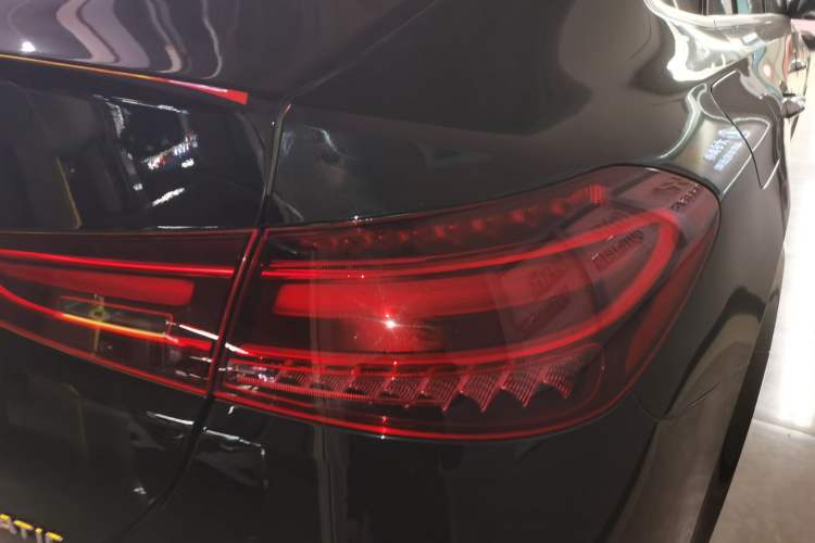 Used Mercedes-Benz GLE Coupe 2024 GLE 350 4MATIC Coupe SUV Fashion Model Right Rear Taillight