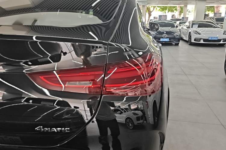 Used Mercedes-Benz GLE Coupe 2024 GLE 350 4MATIC Coupe SUV Luxury Model Right Rear Taillight