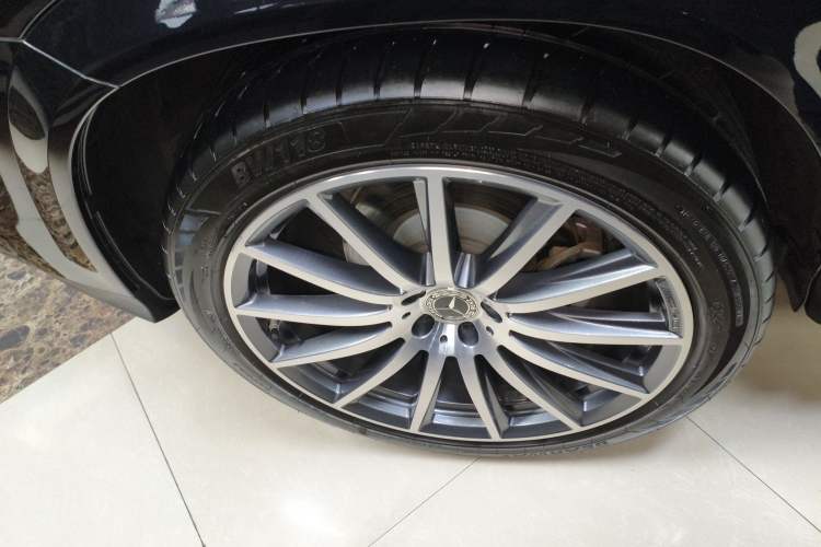 Used Mercedes-Benz GLE Coupe 2024 GLE 450 4MATIC Coupe SUV Luxury Model Right Rear Wheel Hub