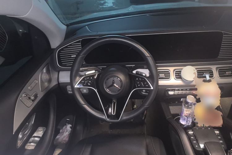 Used Mercedes-Benz GLE Coupe 2024 GLE 350 4MATIC Coupe SUV Fashion Model Steering Wheel