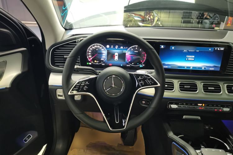 Used Mercedes-Benz GLE Coupe 2024 GLE 350 4MATIC Coupe SUV Fashion Model Steering Wheel