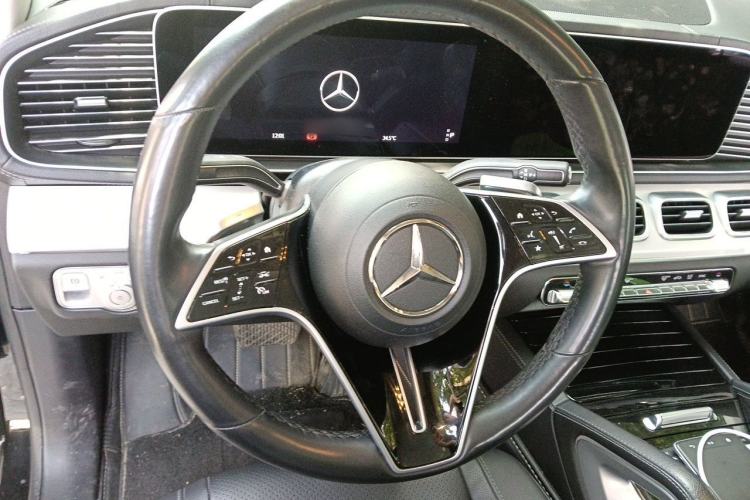 Used Mercedes-Benz GLE Coupe 2024 GLE 350 4MATIC Coupe SUV Fashion Model Steering Wheel