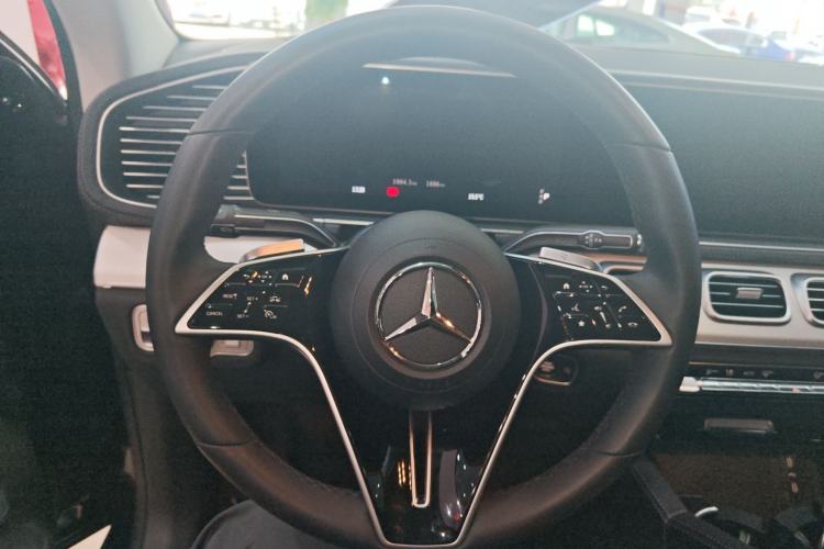 Used Mercedes-Benz GLE Coupe 2024 GLE 350 4MATIC Coupe SUV Luxury Model Steering Wheel