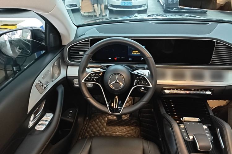 Used Mercedes-Benz GLE Coupe 2024 GLE 350 4MATIC Coupe SUV Luxury Model Steering Wheel