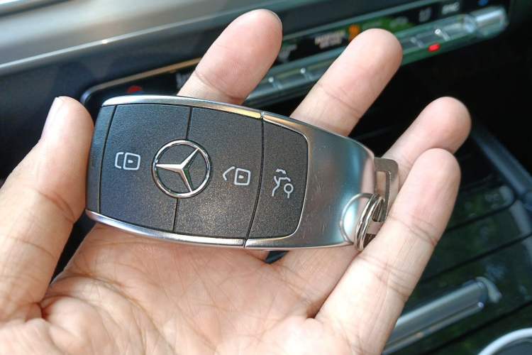 Used Mercedes-Benz GLE Coupe 2024 GLE 350 4MATIC Coupe SUV Fashion Model Vehicle Key